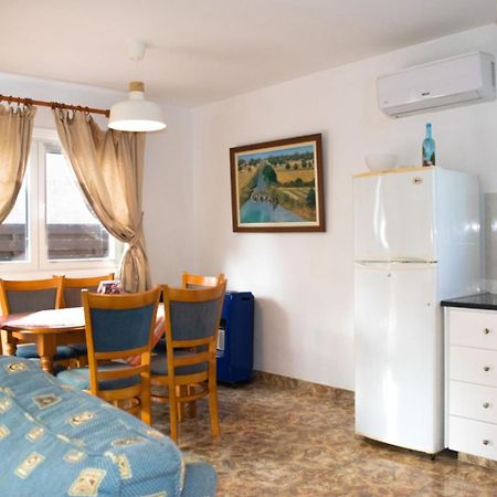 Merika Complex 1 Hou.32 Larnaca Eksteriør billede