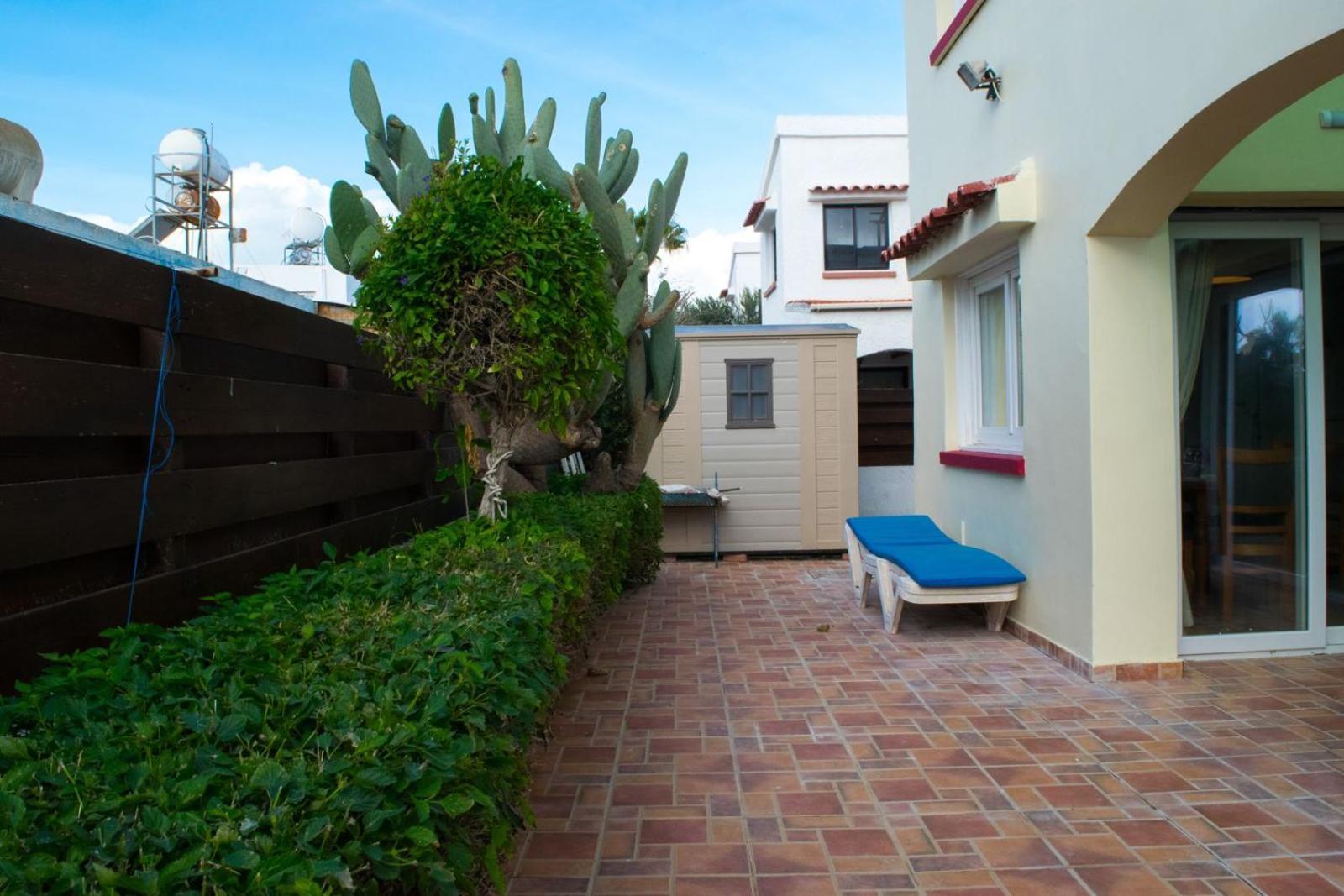 Merika Complex 1 Hou.32 Larnaca Eksteriør billede