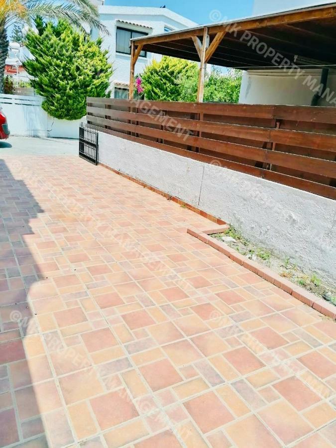 Merika Complex 1 Hou.32 Larnaca Eksteriør billede